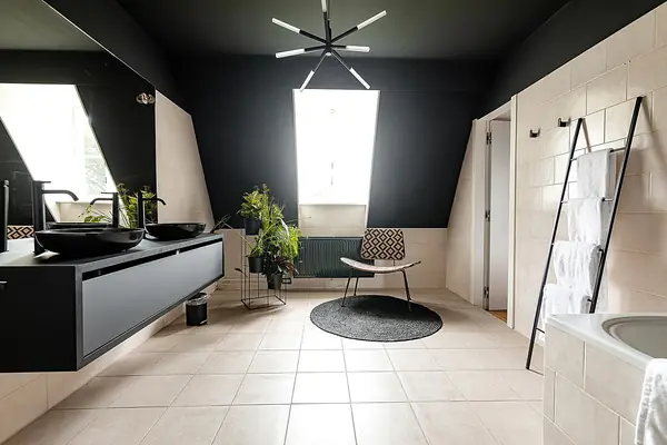 Chambre 10, Salle de bain